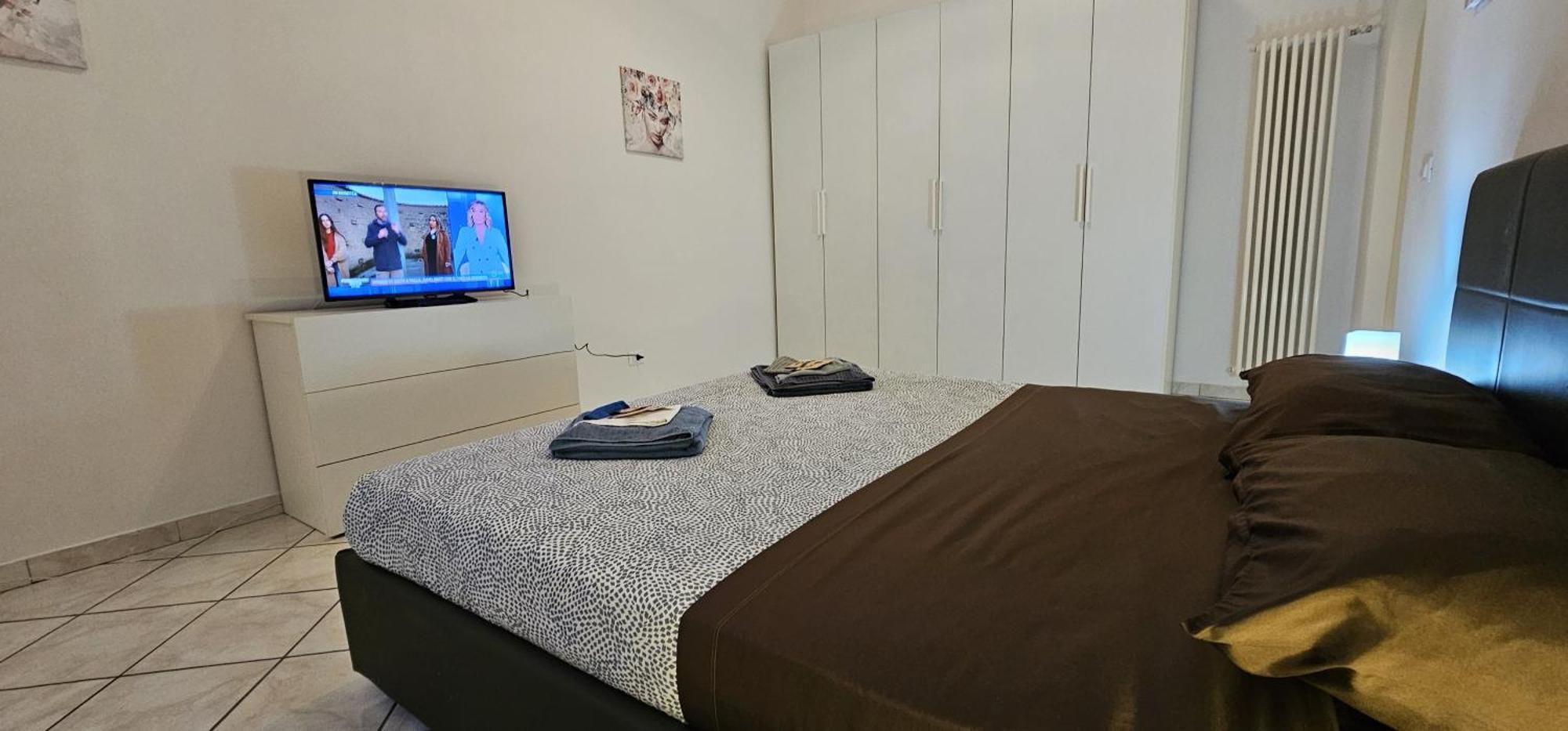 Luxury Station Apartment Bologna Bagian luar foto