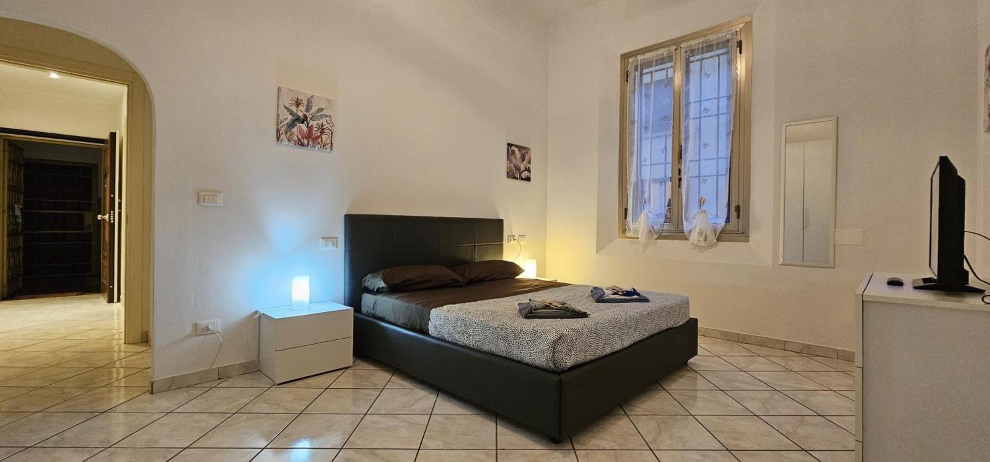 Luxury Station Apartment Bologna Bagian luar foto